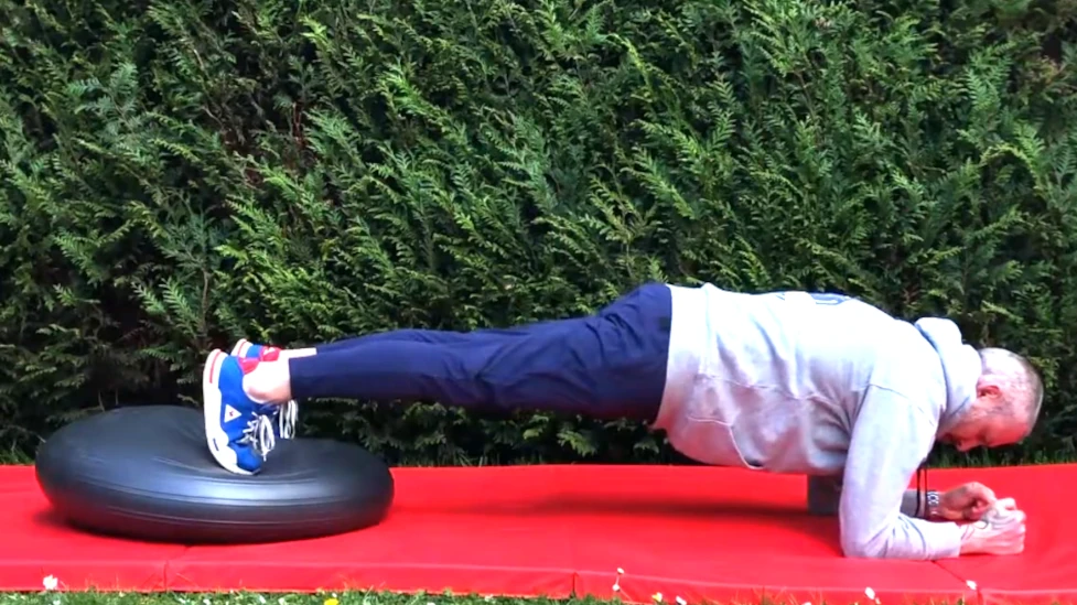 Gainage Planche Coudée Déclinée avec Coussin d'Air